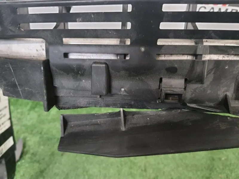 Rivestimento Frontale ANT A2466200234 Mercedes Classe B W246 2012