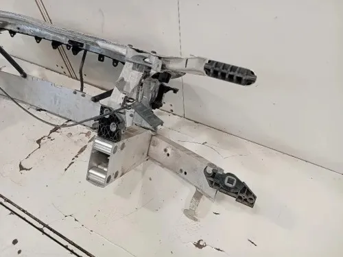 Rivestimento Frontale ANT A2056209301 Mercedes Classe C W205 2014