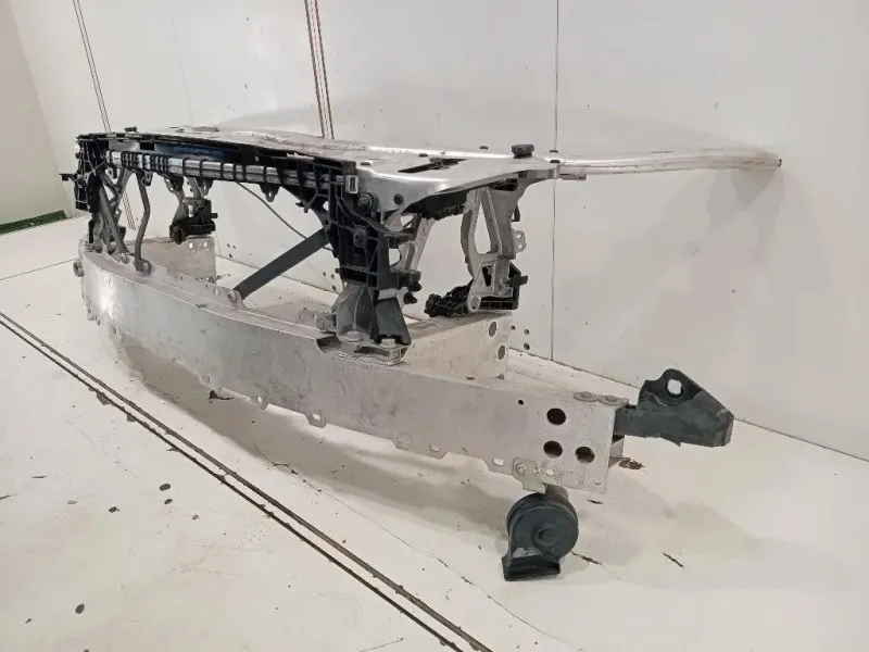 Rivestimento Frontale ANT A2056209301 Mercedes Classe C W205 2014