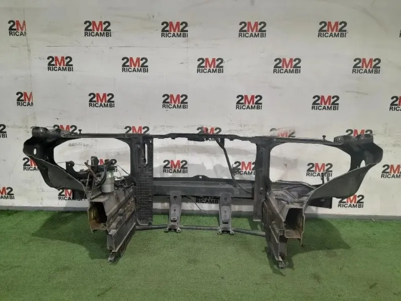 Rivestimento Frontale ANT 1240211B346965 Mercedes Classe E C124 1987