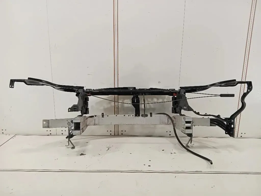 Rivestimento Frontale ANT RIVESTIMENTO FRONTALE ANT Mercedes Classe E W212 2013