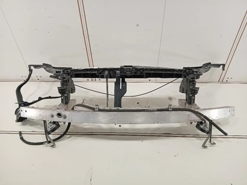 Rivestimento Frontale ANT RIVESTIMENTO FRONTALE ANT Mercedes Classe E W212 2013