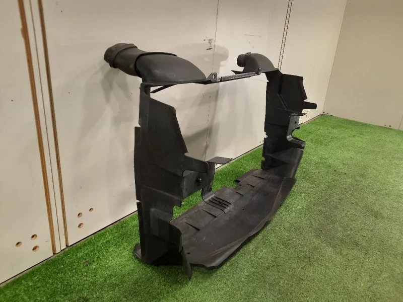 Rivestimento Frontale ANT A1715050030 DEFLETTORE ARIA RADIATORE Mercedes Classe SLK R171 2004