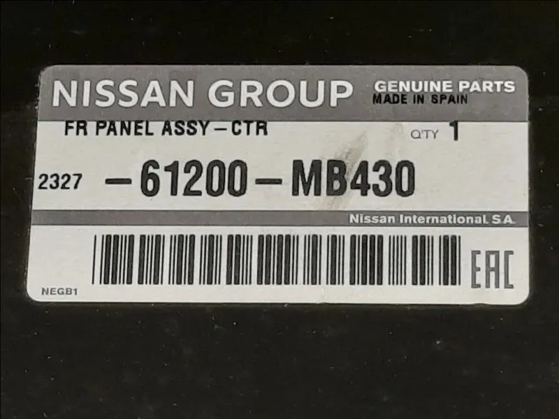Rivestimento Frontale ANT 61200-MB430 Nissan Cabstar F24M 2014
