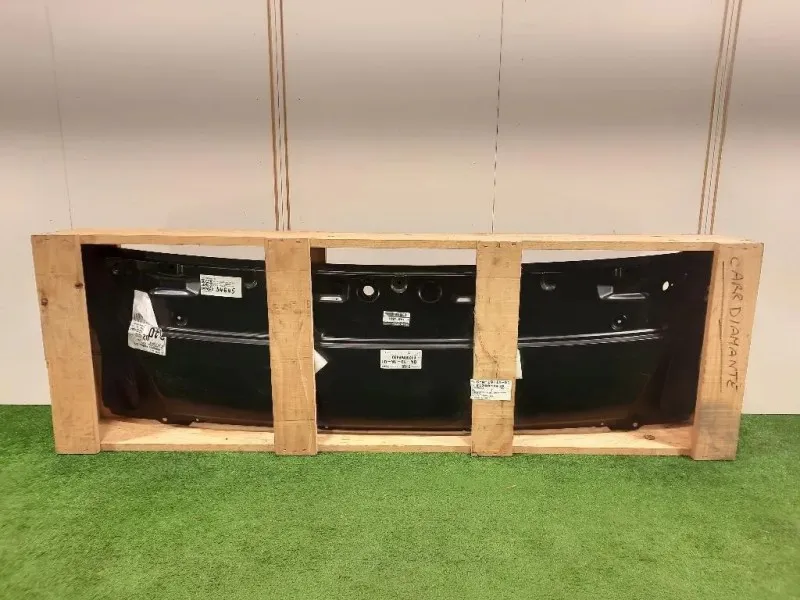 Rivestimento Frontale ANT 61200-MB430 Nissan Cabstar F24M 2014