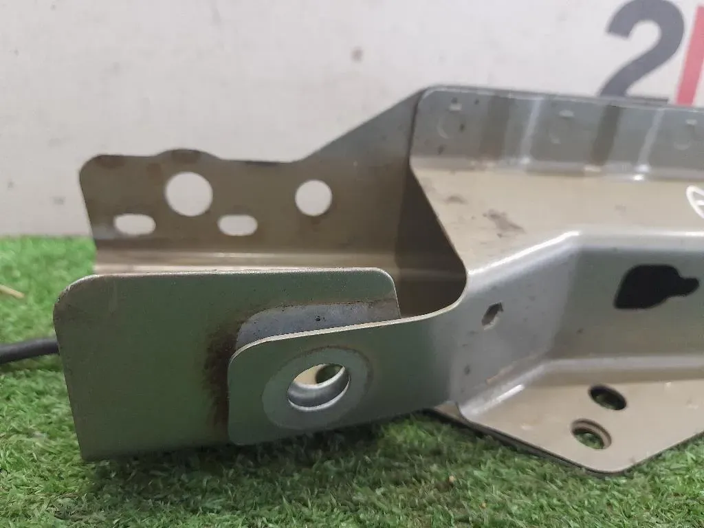 Rivestimento Frontale ANT 13312474 Opel Astra J SW 2010