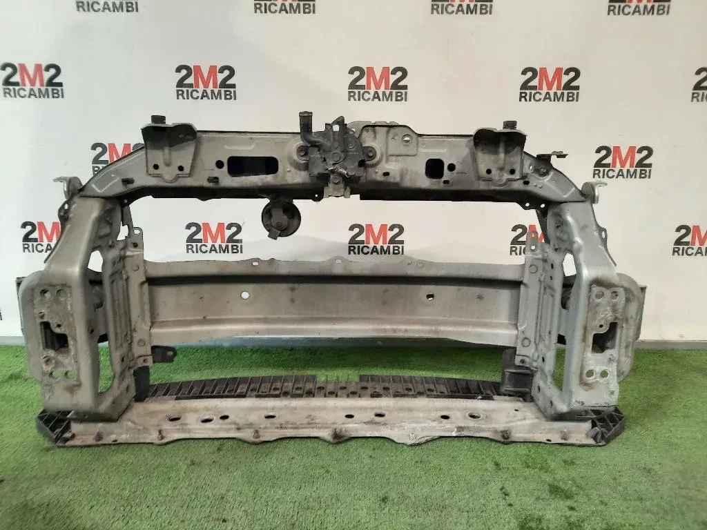 Rivestimento Frontale ANT Toyota Yaris IV 2014