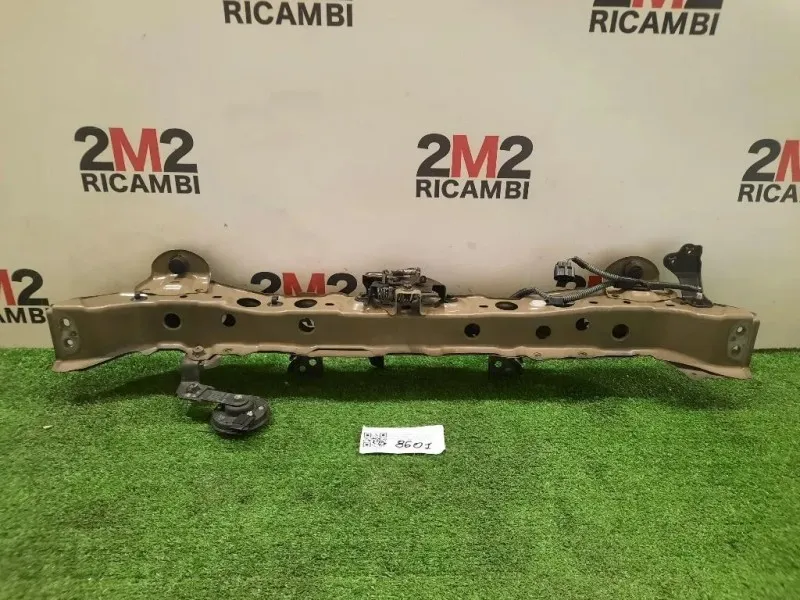 Rivestimento Frontale ANT Toyota Yaris IV 2014