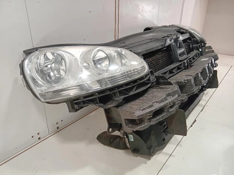 Rivestimento Frontale ANT 1K0 121 205 AD Volkswagen GOLF V 2004