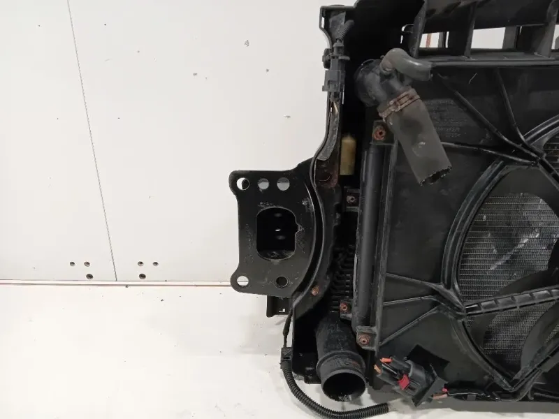 Rivestimento Frontale ANT 5K0805588E Volkswagen GOLF VI 2009