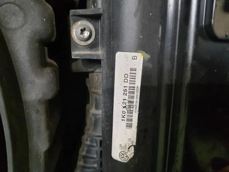 Rivestimento Frontale ANT Volkswagen GOLF VI 2009