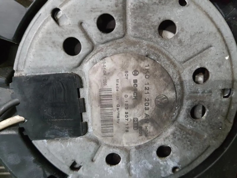 Rivestimento Frontale ANT  Volkswagen GOLF VI 2009