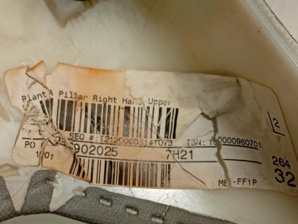 Rivestimento Interno Montante Parabrezza DX A2516902025 Mercedes Classe R W251 2006