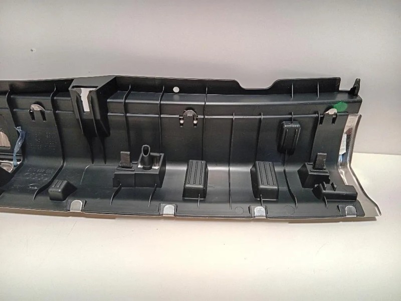 Rivestimento Lamiera POST 8W9864513 Audi A4 8W5 Avant 2015