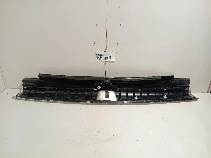 Rivestimento Lamiera POST A2056900605 Mercedes Classe C W205 2014