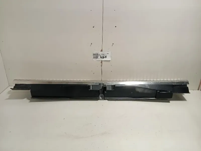 Rivestimento Lamiera POST A2056900605 Mercedes Classe C W205 2014