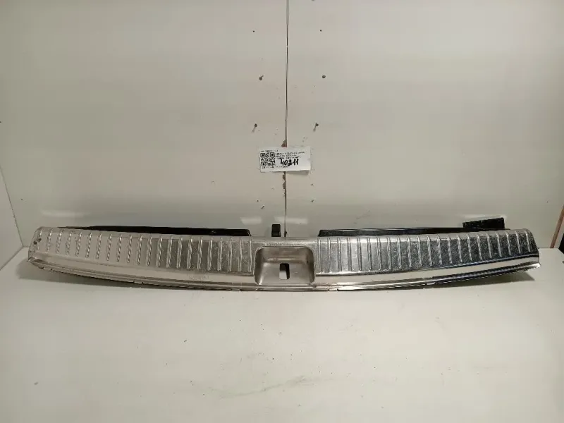 Rivestimento Lamiera POST A2056900605 Mercedes Classe C W205 2014