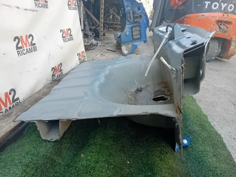 Rivestimento Lamiera POST RIVESTIMENTO LAMIERA POST Opel Mokka B 2020