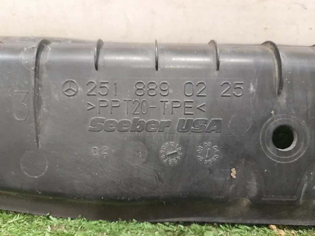 Rivestimento Parziale Parafango INF DX 2518890225 Mercedes Classe R W251 2006