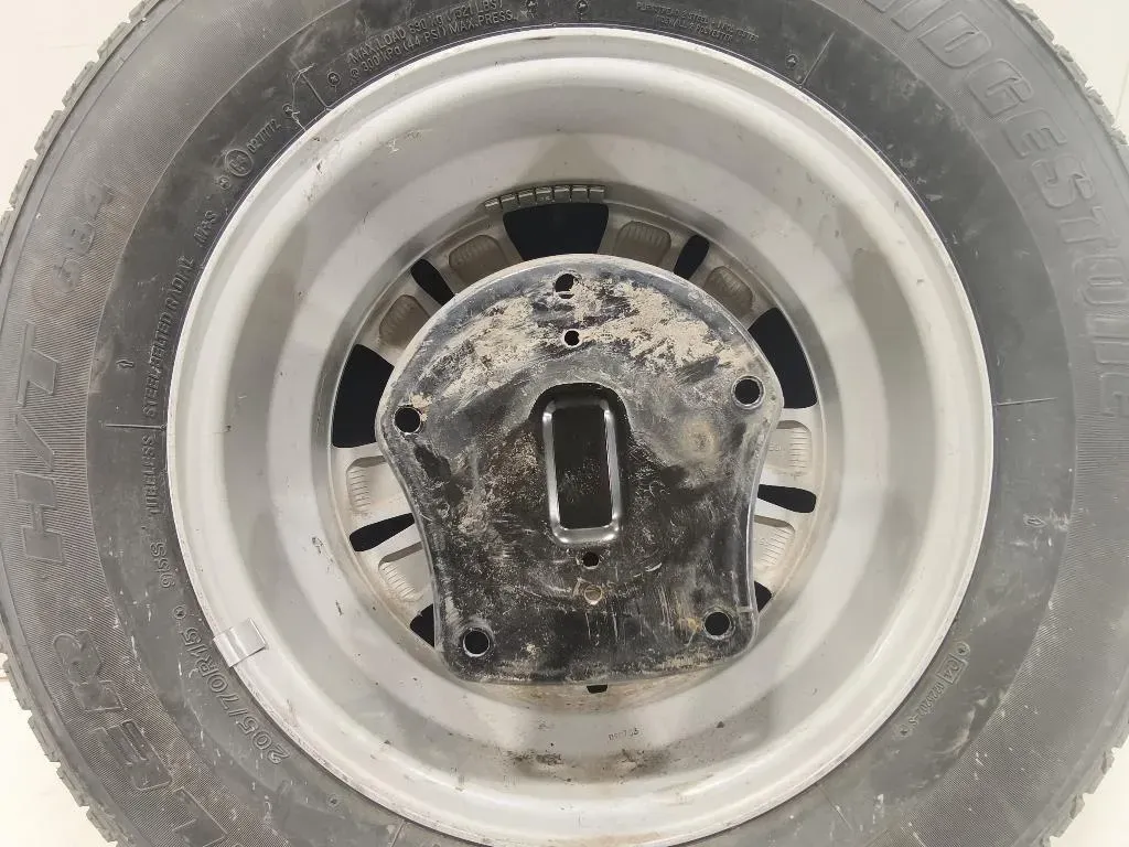 Ruota DI Scorta POST RUOTA DI SCORTA POST Suzuki Jimny I 1999