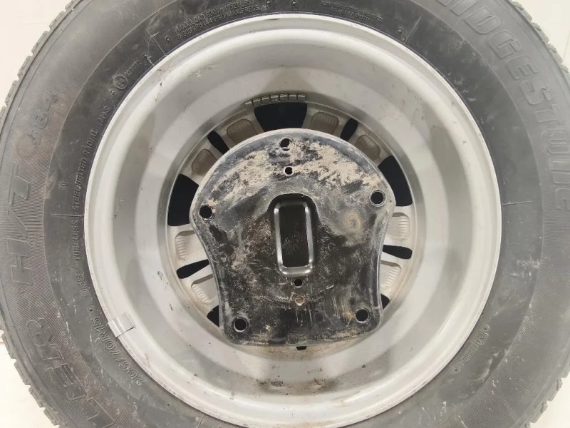 Ruota DI Scorta POST RUOTA DI SCORTA POST Suzuki Jimny I 1999