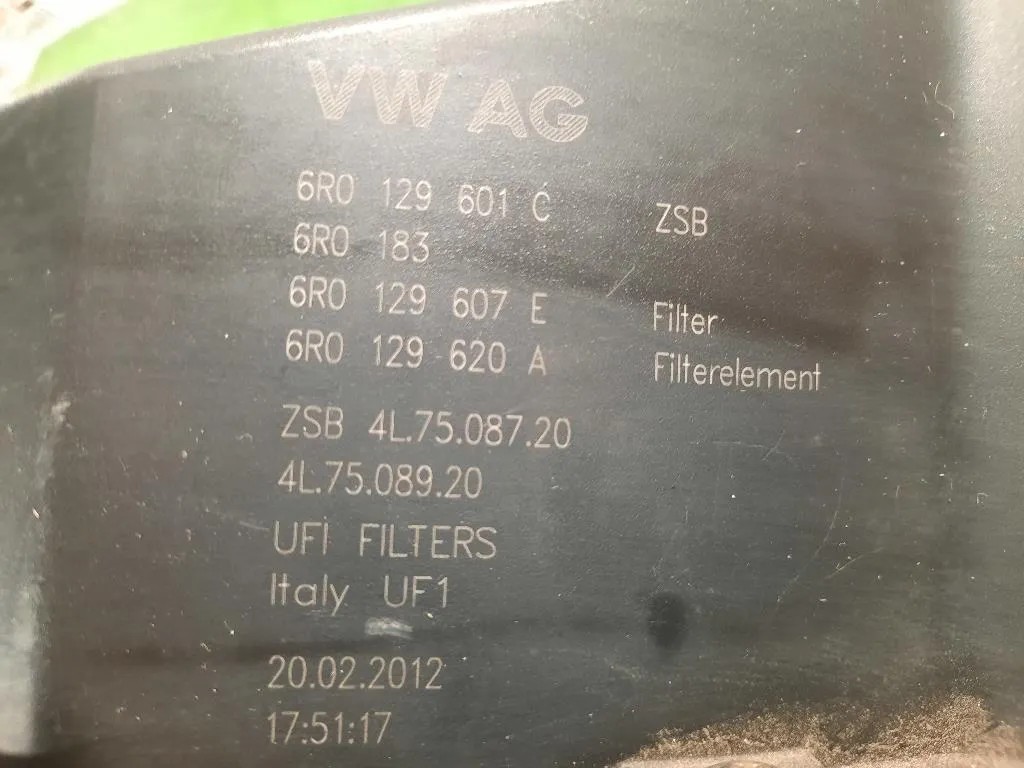 Scatola Filtro ARIA 6R0 129 601 C Audi A1 8XA Sportback 2012