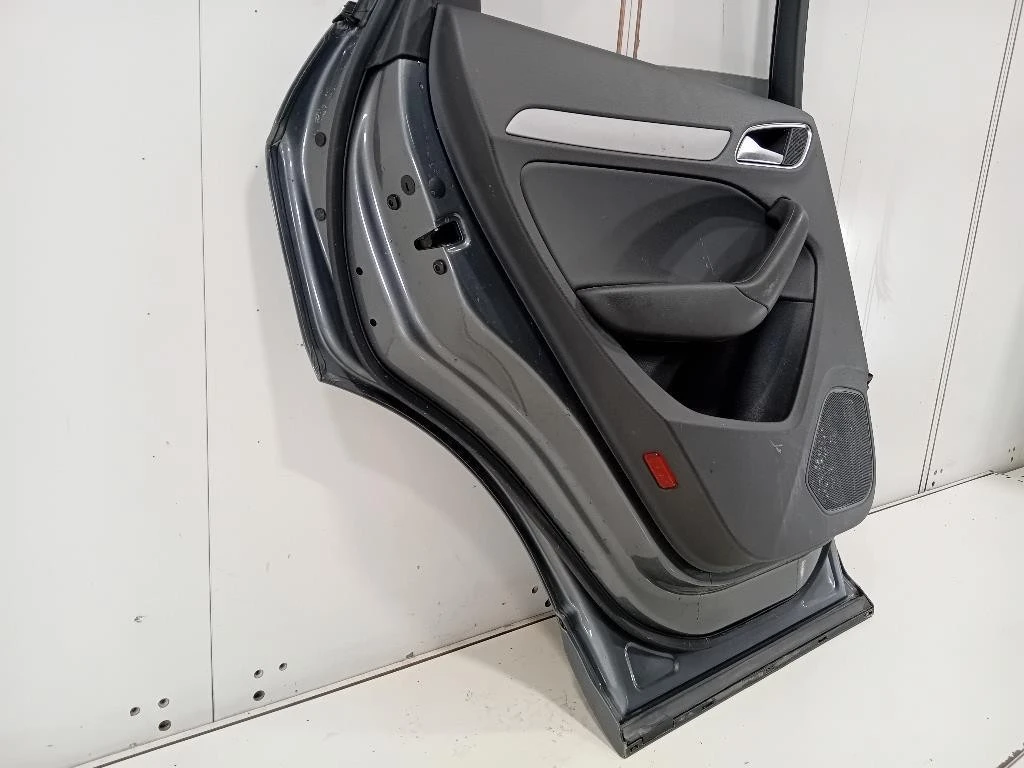 Porta POST SX 8U0833051 Audi Q3 8UB 2012