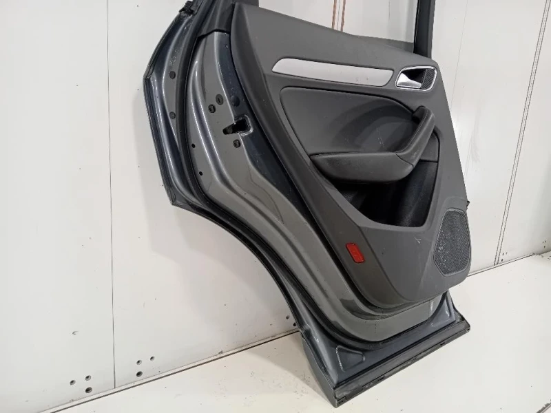 Porta POST SX 8U0833051 Audi Q3 8UB 2012