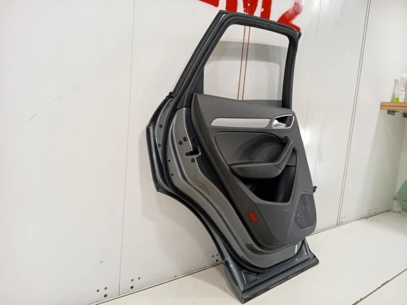 Porta POST SX 8U0833051 Audi Q3 8UB 2012