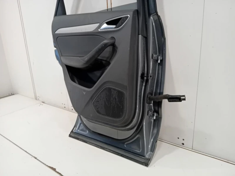 Porta POST SX 8U0833051 Audi Q3 8UB 2012
