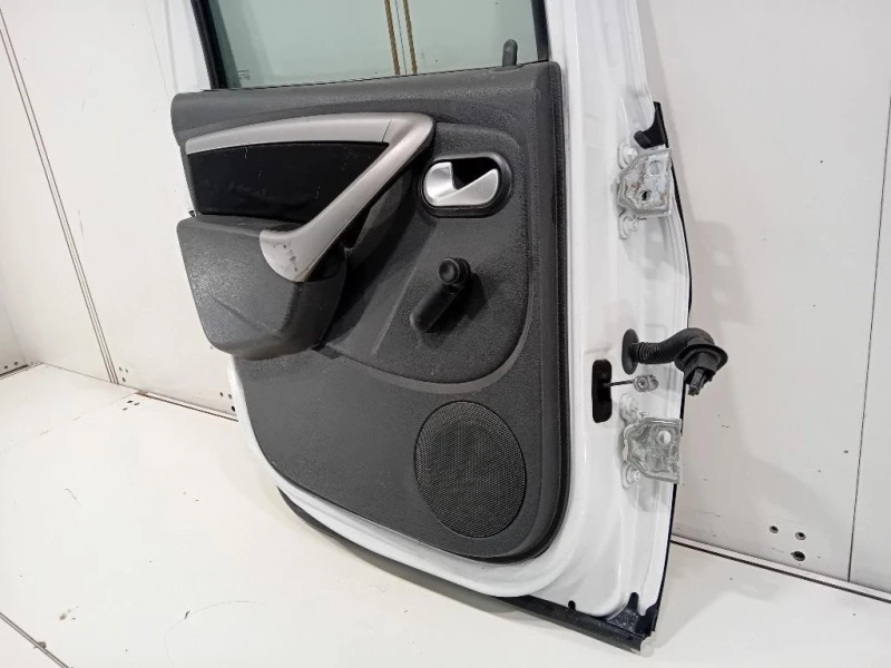 Porta POST SX 821012768R Dacia Duster I 2014