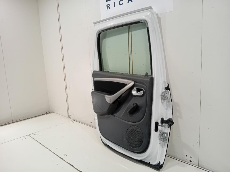 Porta POST SX 821012768R Dacia Duster I 2014