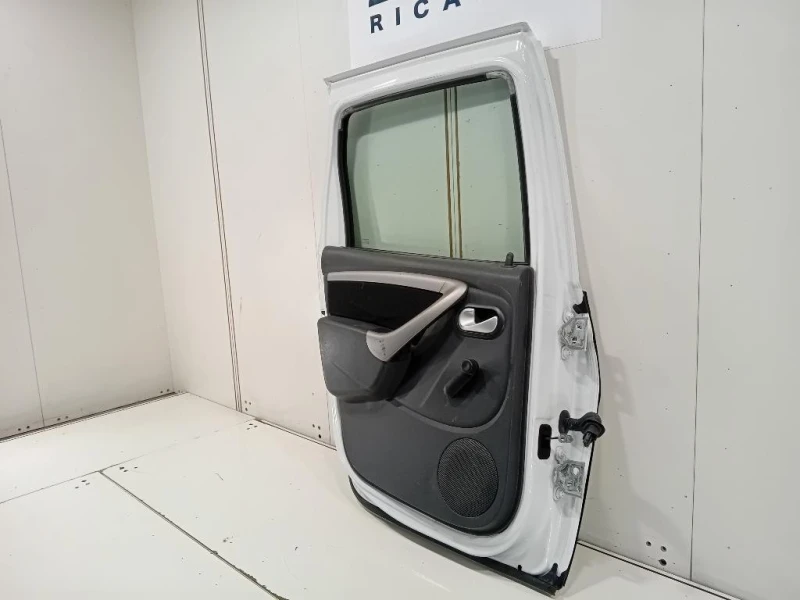 Porta POST SX 821012768R Dacia Duster I 2014