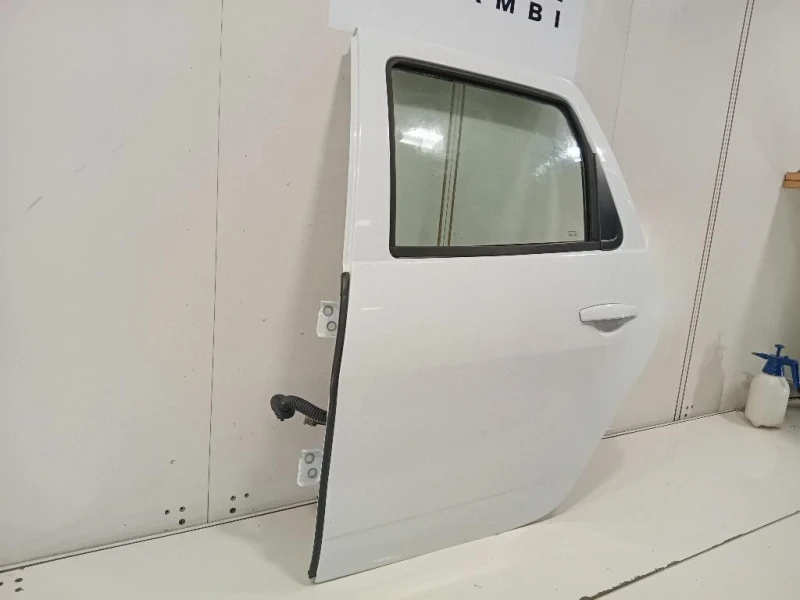 Porta POST SX 821012768R Dacia Duster I 2014