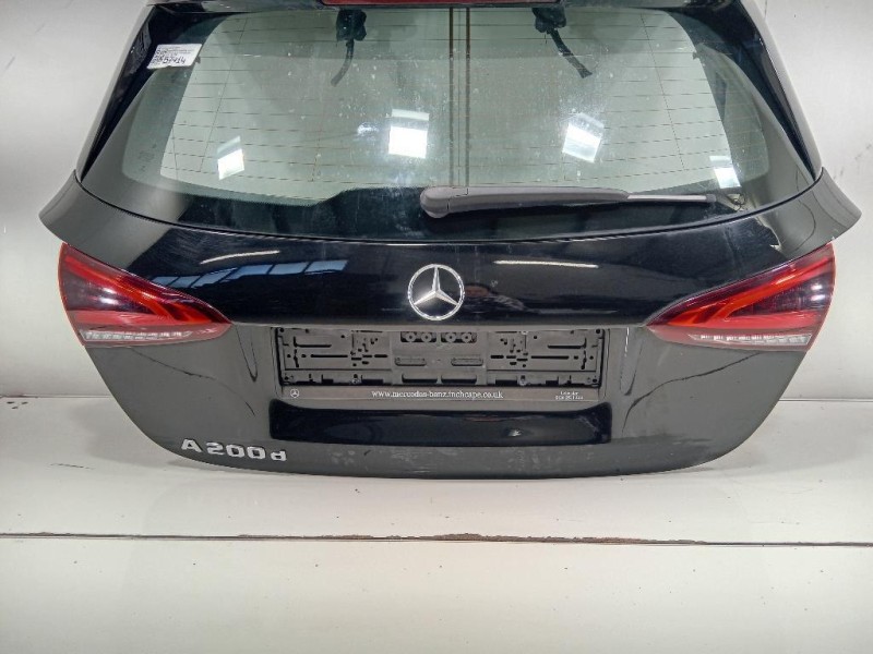 Portello POST A1777401400 Mercedes Classe A W177 2018