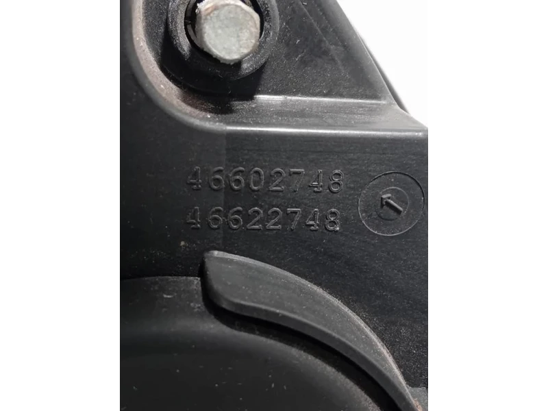 Proiettore ANT DX 46602748 Alfa Romeo Giulietta 2010
