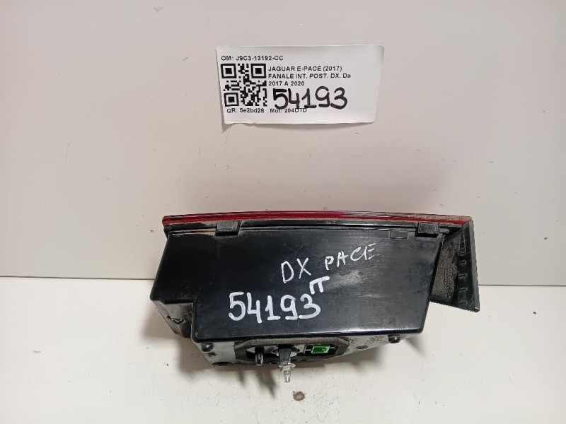 Fanale INT POST DX J9C3-13192-CC Jaguar E-pace 2017