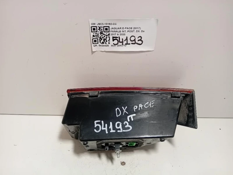 Fanale INT POST DX J9C3-13192-CC Jaguar E-pace 2017