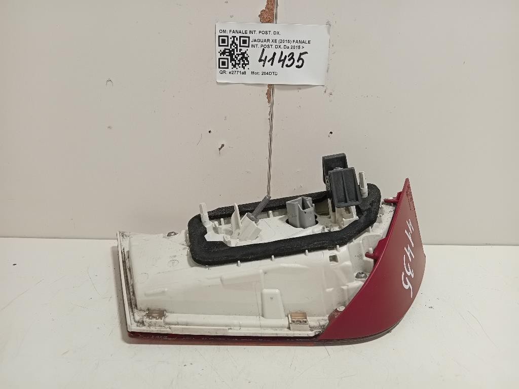 Fanale INT POST DX T4N39462 Jaguar XE 2015