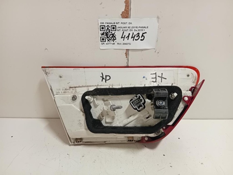 Fanale INT POST DX T4N39462 Jaguar XE 2015