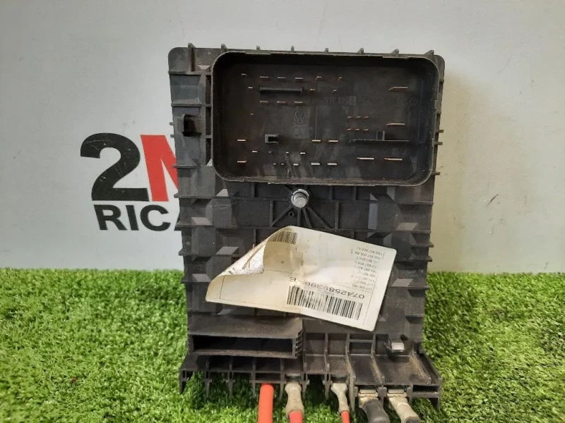 Scatola Fusibili 1K0937125 CANTRALINA ANTERIORE Audi A3 8P1 2004