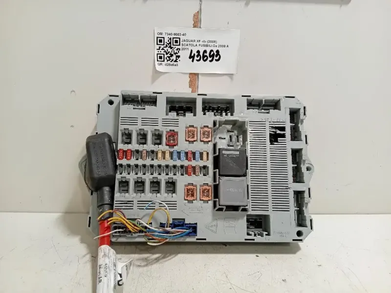 Scatola Fusibili 7340-9553-40 Jaguar XF I 2008