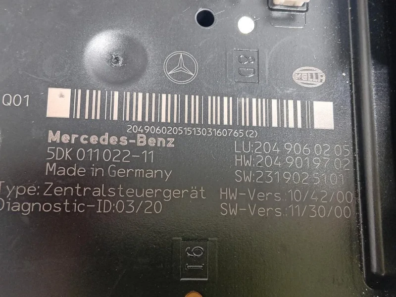 Scatola Fusibili 2049060205 Mercedes Classe C W204 2011