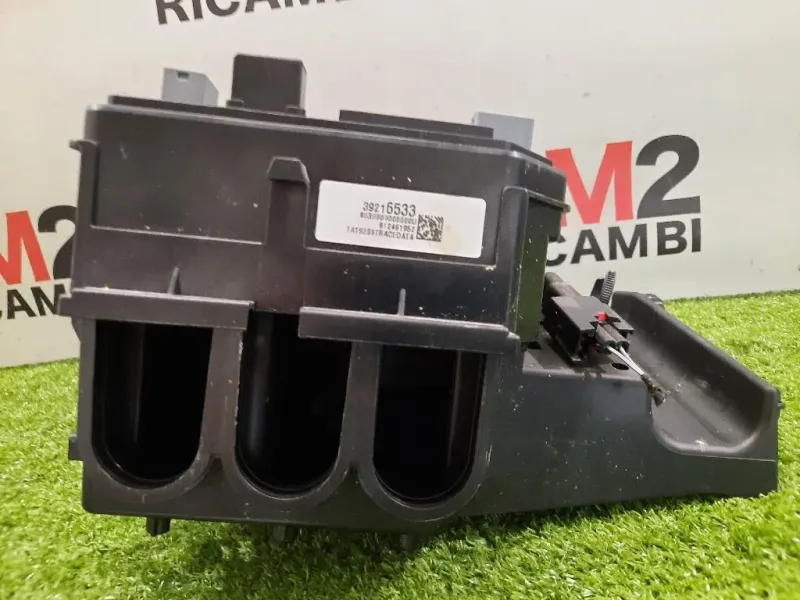 Scatola Fusibili 39216533 Opel Astra K 2019
