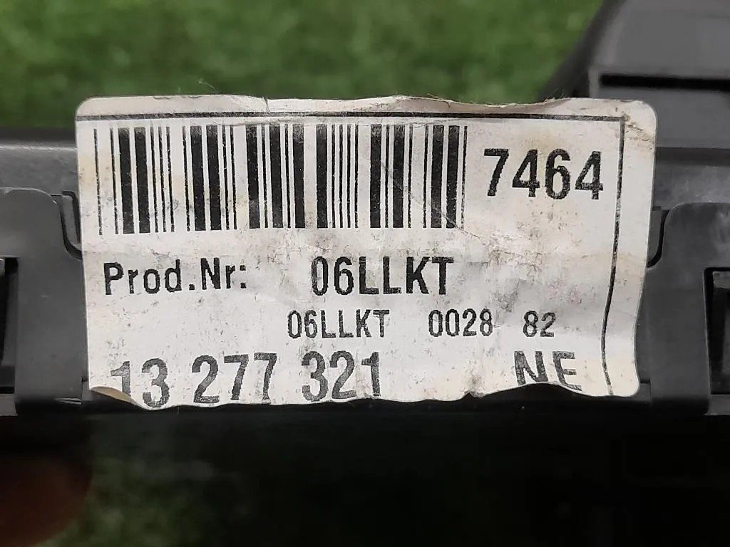 Scatola Fusibili 13277321 Opel Insignia A 2009