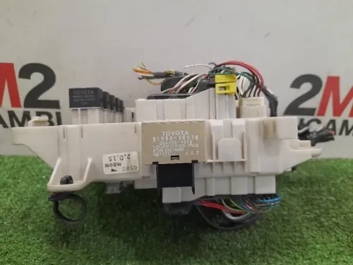 Scatola Fusibili  Toyota RAV 4 II 2000