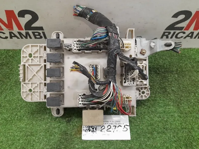 Scatola Fusibili Toyota RAV 4 II 2000