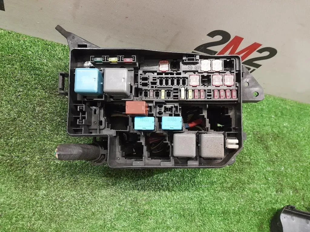 Scatola Fusibili 8266242190 Toyota RAV 4 III 2006