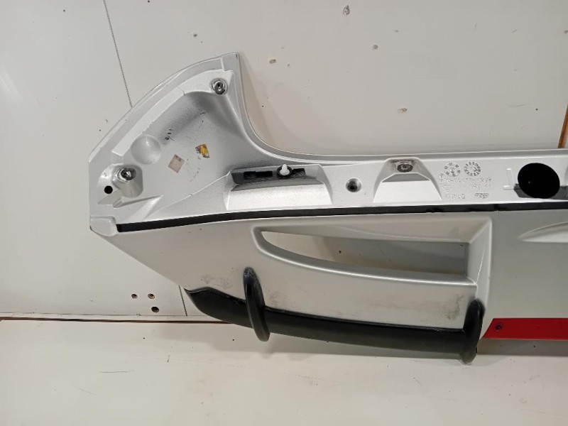 Spoiler Frangivento POST 8A6J-44210-AE Ford Fiesta VI 2012