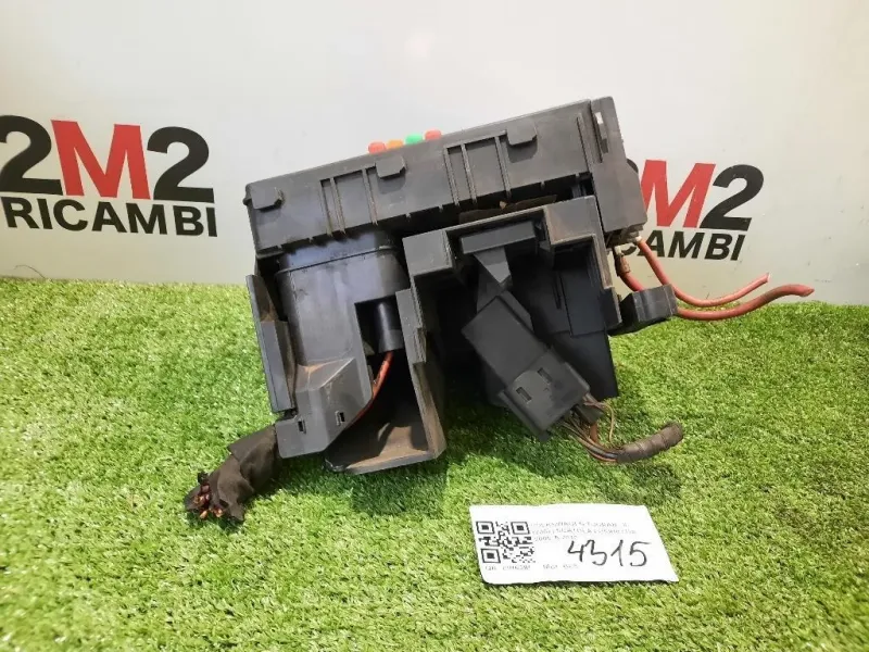 Scatola Fusibili Volkswagen Touran II 2007